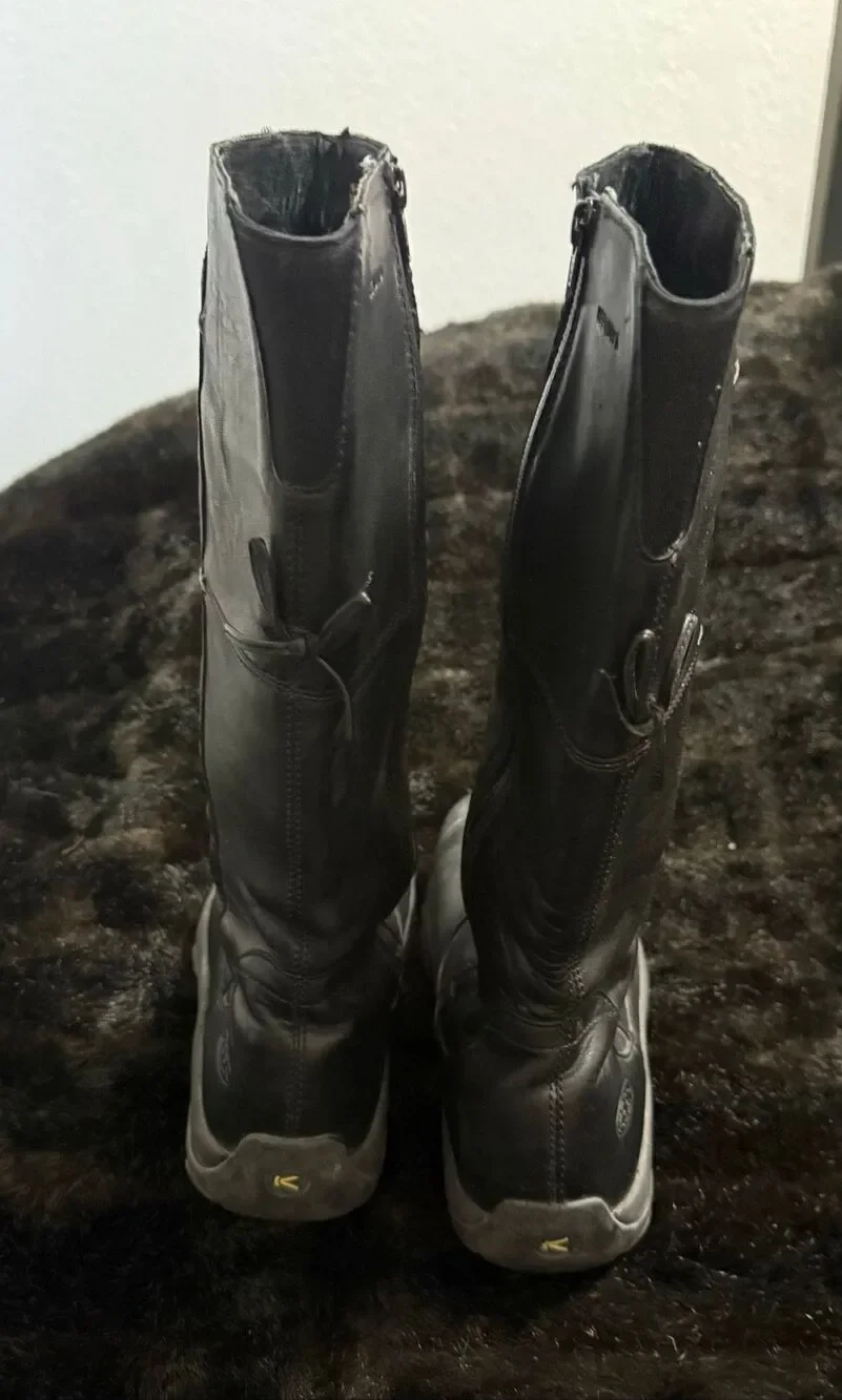 Keen Dry Tall Knee High Black Leather Boots Women's Size 10 53019